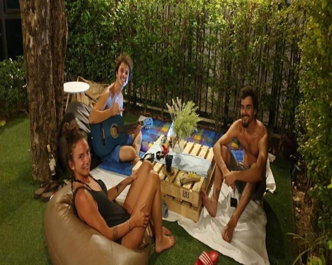 Wayha Hostel Don Mueang Airport Банкок Екстериор снимка