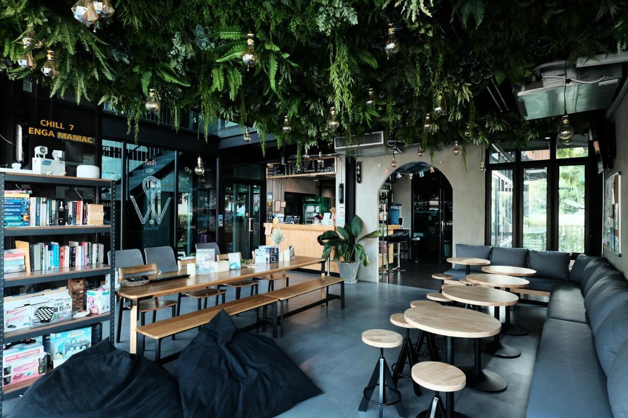 Wayha Hostel Don Mueang Airport Банкок Екстериор снимка