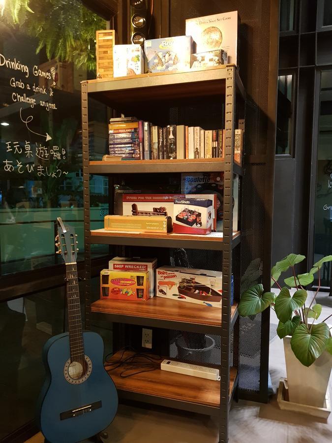 Wayha Hostel Don Mueang Airport Банкок Екстериор снимка